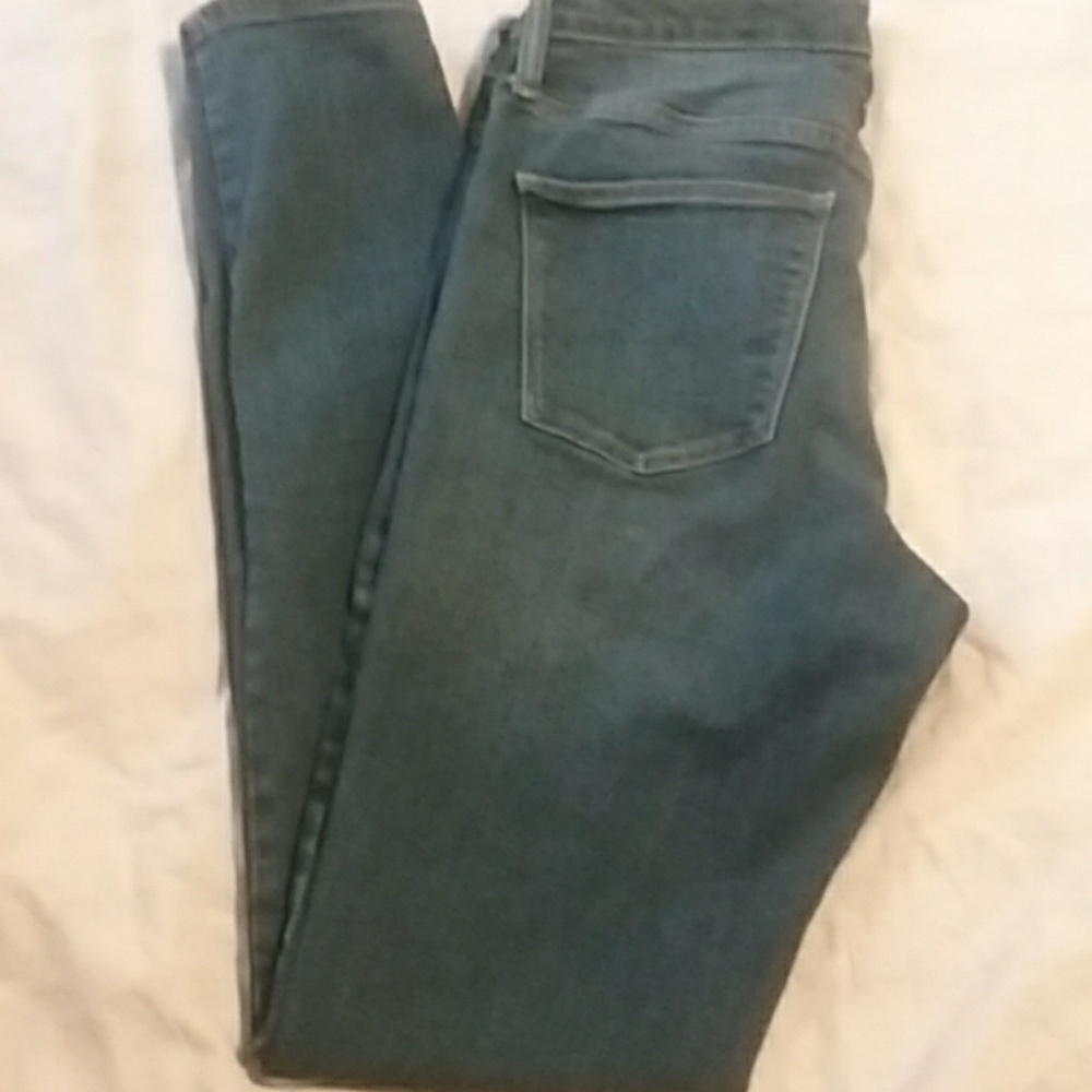 Universal Thread Jeans
